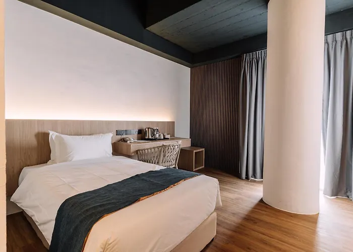 Impiana By Roxy Hotel